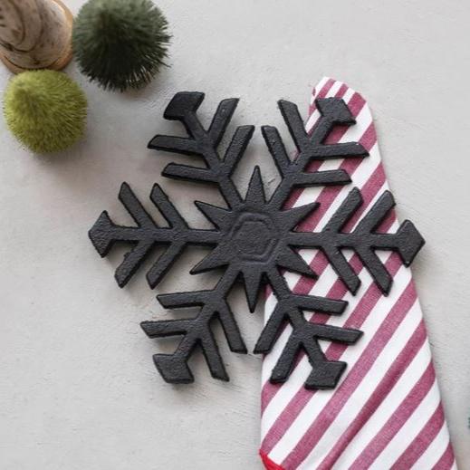 Creative Co - op 8 - 1/2"L x 7 - 1/2"W Cast Iron Snowflake Trivet - The Perfect Pair